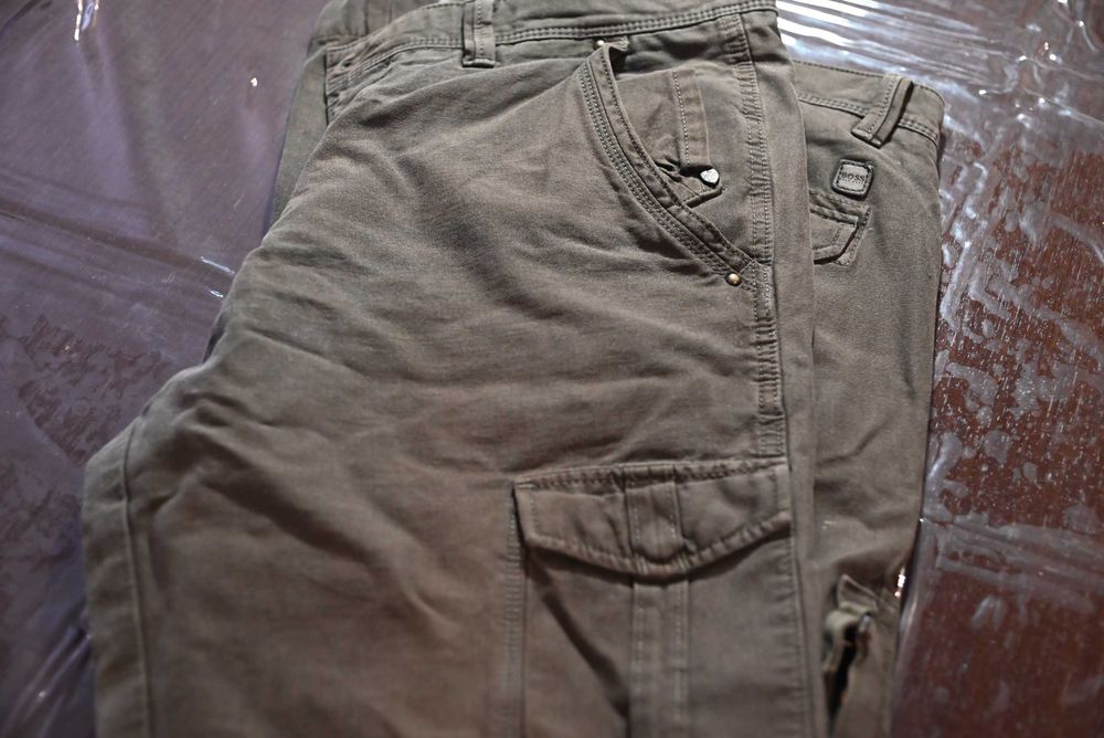 Hugo Boss calças desportivas com bolsos laterais - 50 (L)