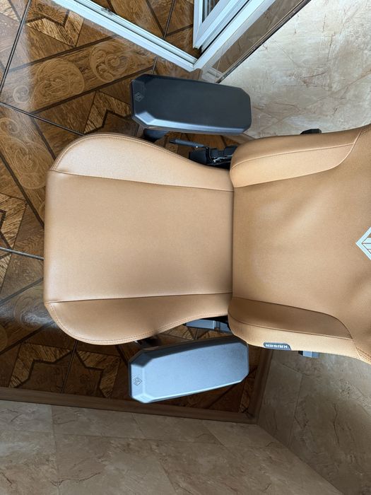Геймерське крісло Anda Seat Kaiser 3 L (Bentley Brown)
