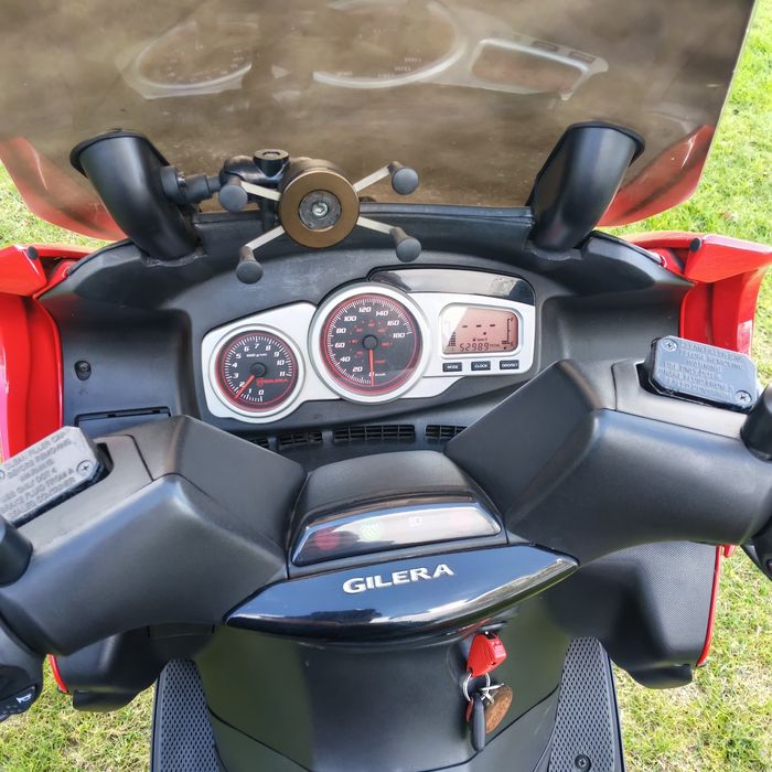 Skuter Gilera Nexus 300 Piaggio Aprilia
