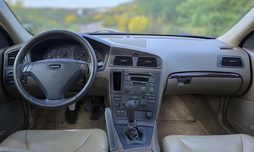 Volvo S60 2.0T 180cv Nacional