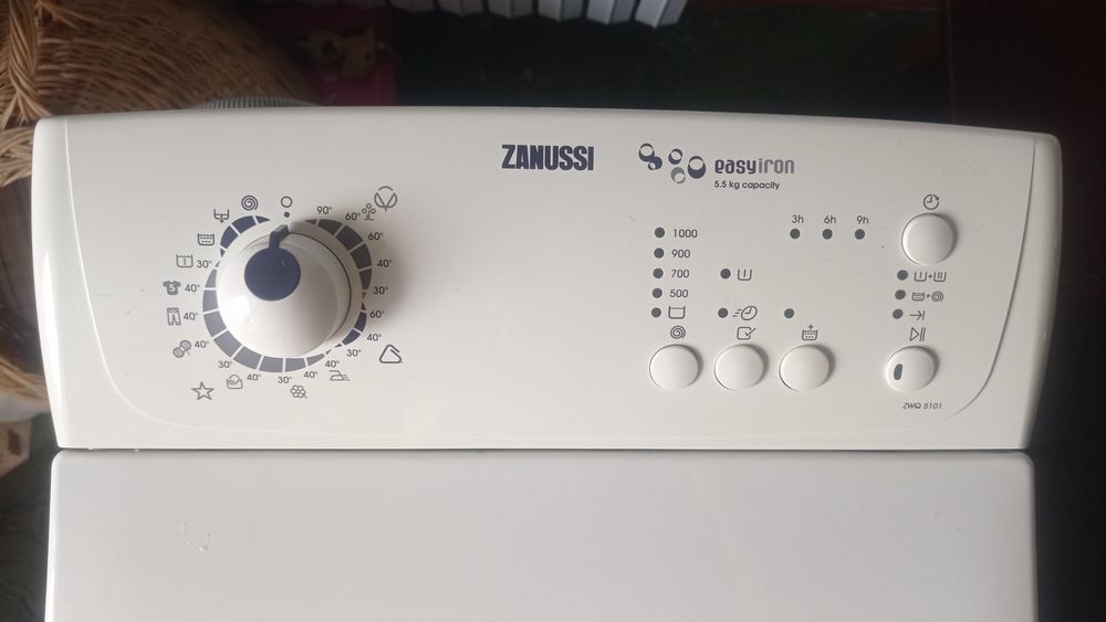 Вертикальна пральна машина під ремонт або на запчастини