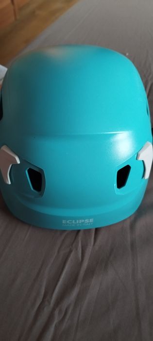 Kask do wspinaczki skalnej