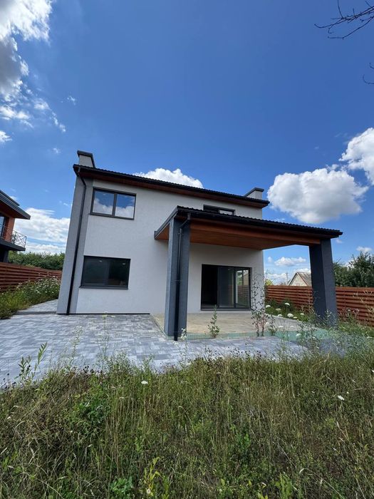 Продаж 3-кім. будинку 230 м.кв. з комунікаціями Солонка/Ков'ярі