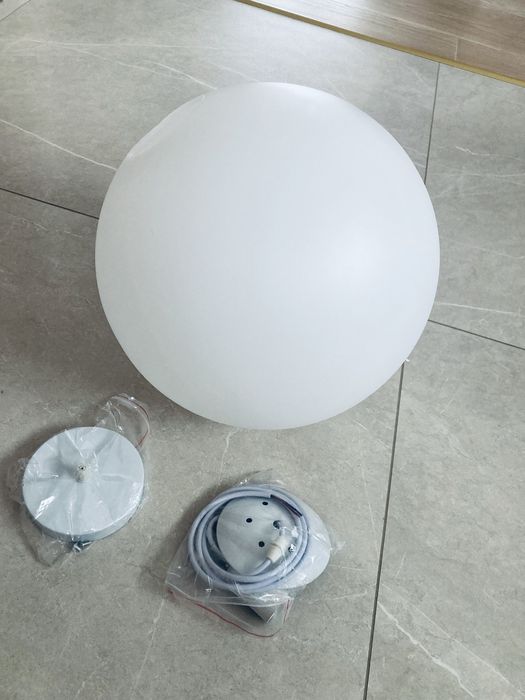 Nowa lampa wisząca kula