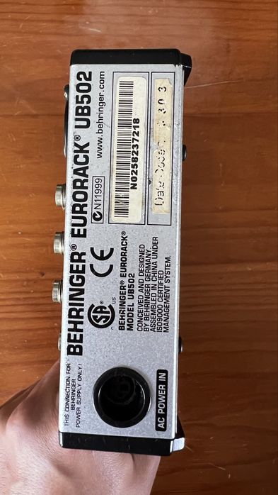 Mesa Behringer Eurorack UB502