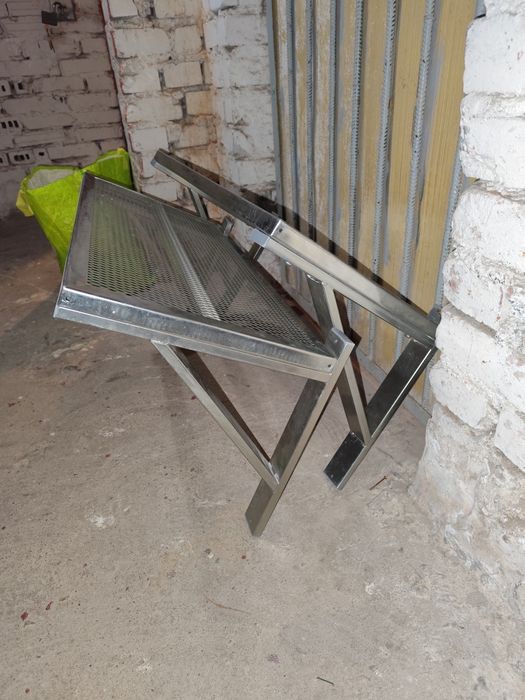 Sprzedam półki aluminiowe 2szt.