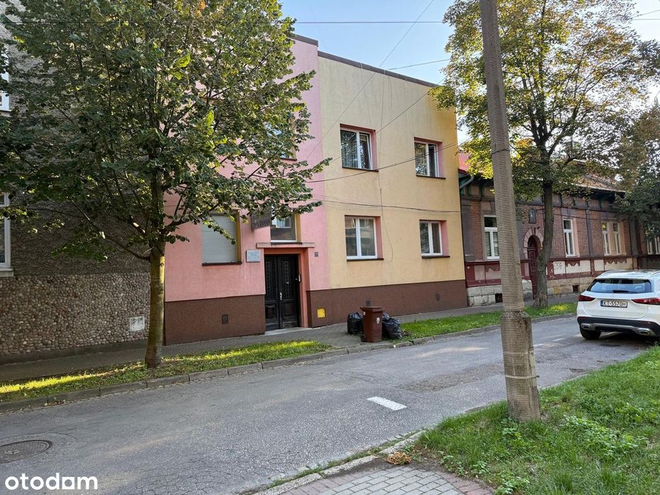 Mieszkanie z tarasem i ogródkiem w samym centrum. Cena do negocjacji.