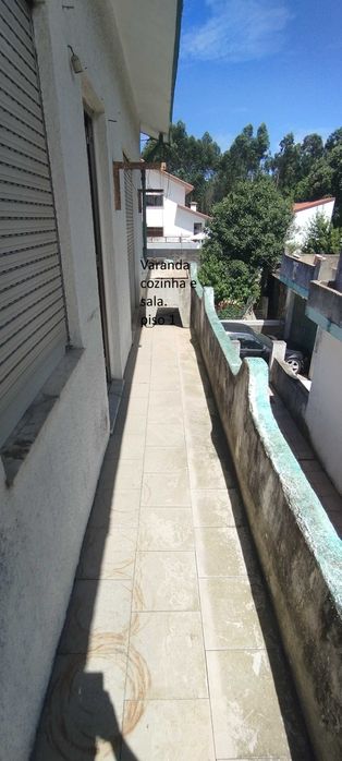 moradia bifamiliar