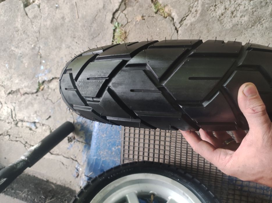 Колеса р12 (120/70) скутер. Вісь 12 мм