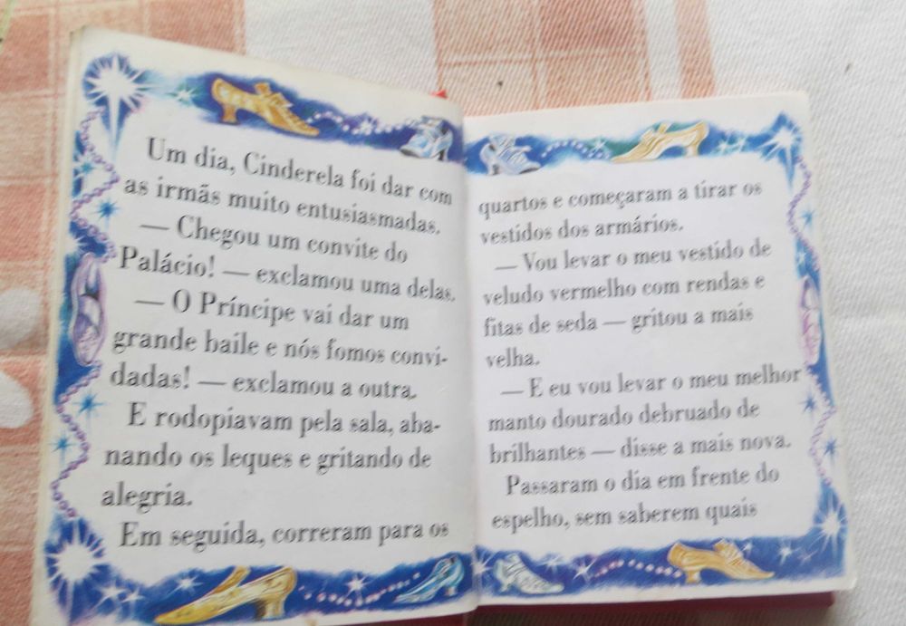 Livro Cinderela Um passeio Original e Como se criou a história em 1697