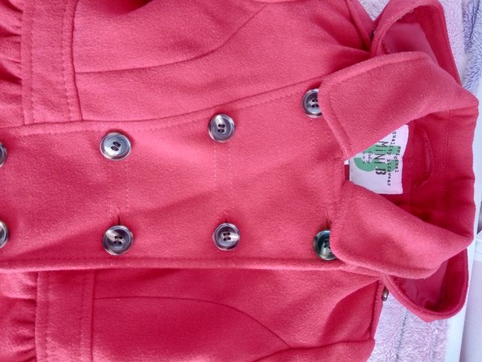 Płaszczyk dla dziewczynki  + czapka Barbi 5-6 lat 110cm