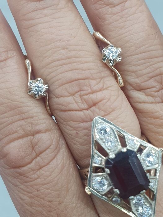 Золотые серьги с бриллиантами