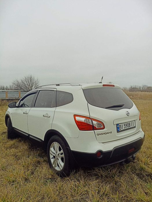 Автомобіль Nissan Qashqai +2