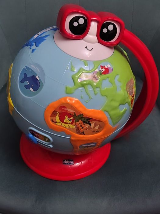 Mówiący globus edukacyjny