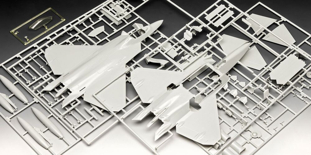 SAMOLOT model 1:72 Revell 03858 LOCKHEED MARTIN F-22A RAPTO