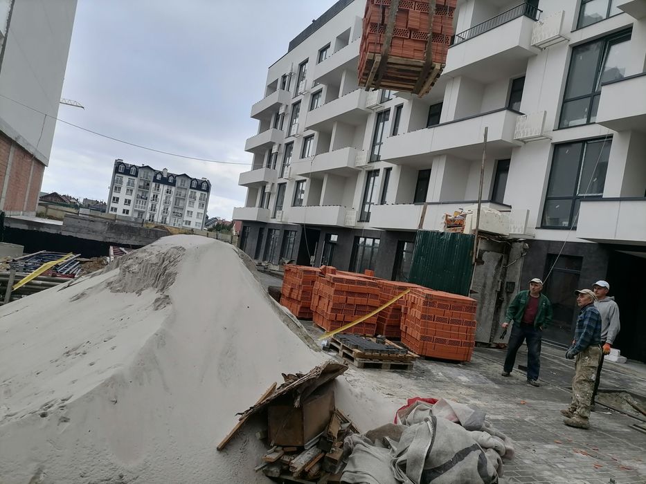 Стяжка напівсуха машинним методом