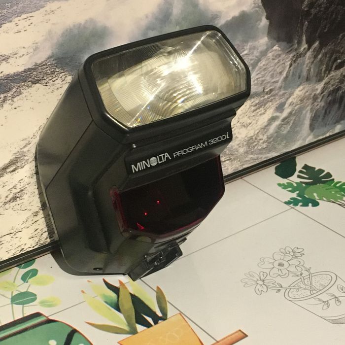 Lampa błyskowa Minolta program 3200i