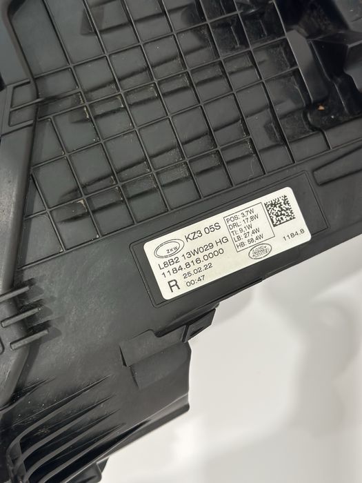 Land Rover Defender фара фонарь передня оптика в наявності