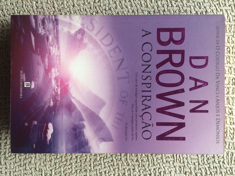 Livros de Dan Brown e Simon Cox a partir de 7,99€