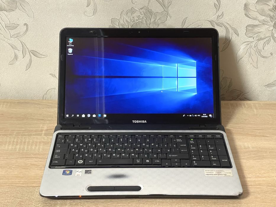 Ноутбук Toshiba Satellite L750D | AMD Phenom II x4 | 4GB RAM | SSD 128GB