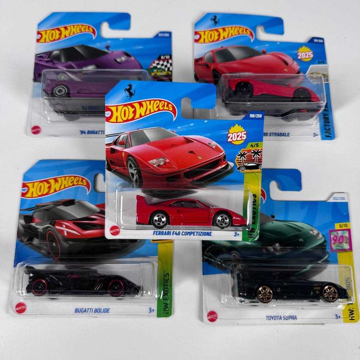 Машинка Hot Wheels Ferrari F40 Competizione Exotics Хот вілс Порш