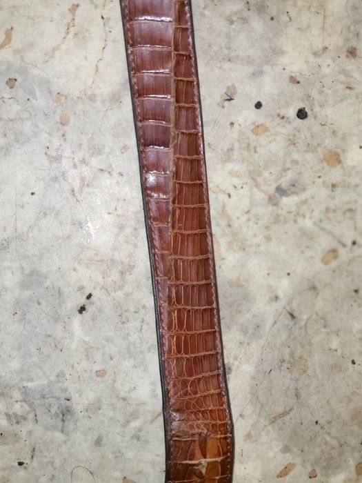 Пояс с головой крокодила