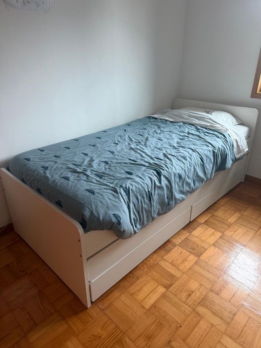 Cama IKEA SLÄKT individual 2 gavetas + colchão Emma