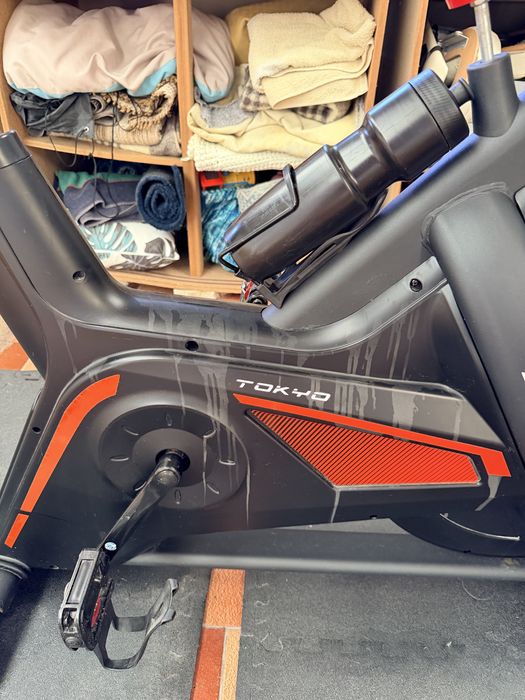 Bicicleta estática BH Tokyo