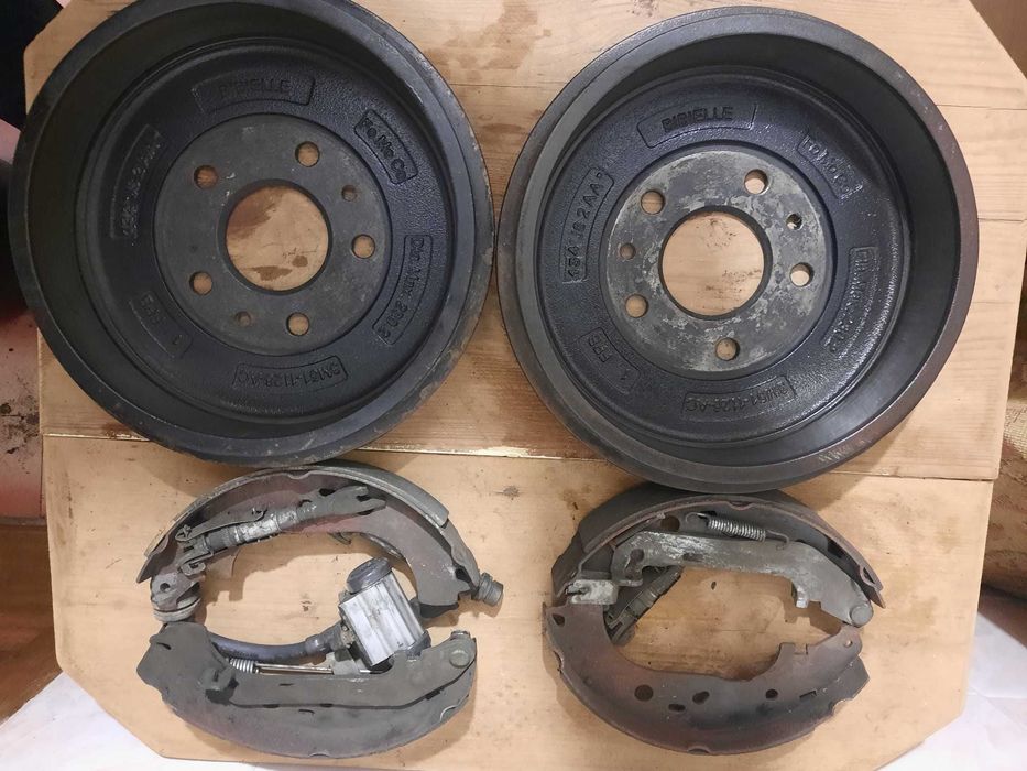 Тормозні барабани Форд фокус 2,3, мондео