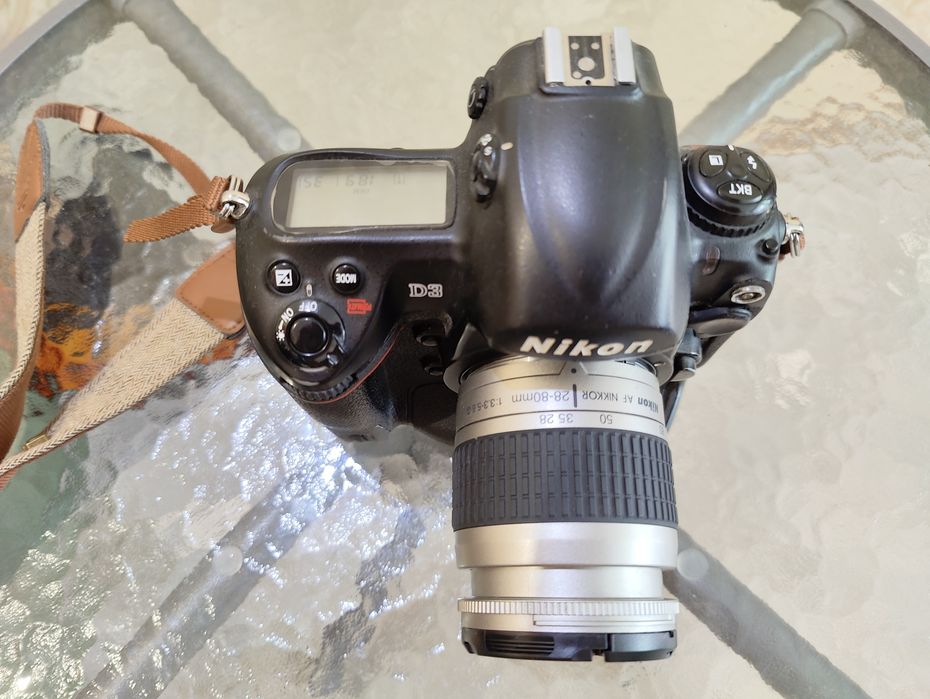 Nikon D3 повний кадр