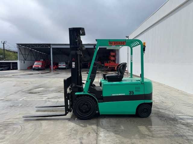 Empilhador Mitsubishi FB35K ALUGUER