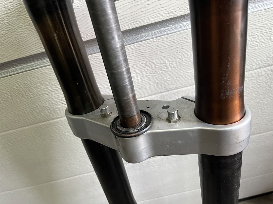 Lagi aprilia rs4 50 125 zawieszenie przód pólki