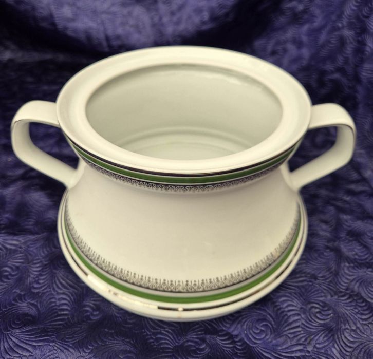 Waza ceramiczna z pokrywą