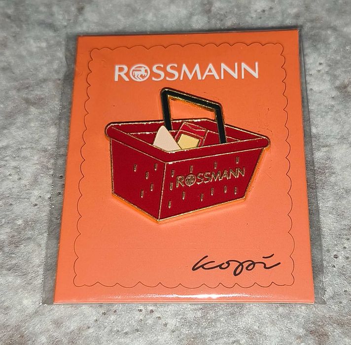 Pin Rossmann x Kopi koszyk