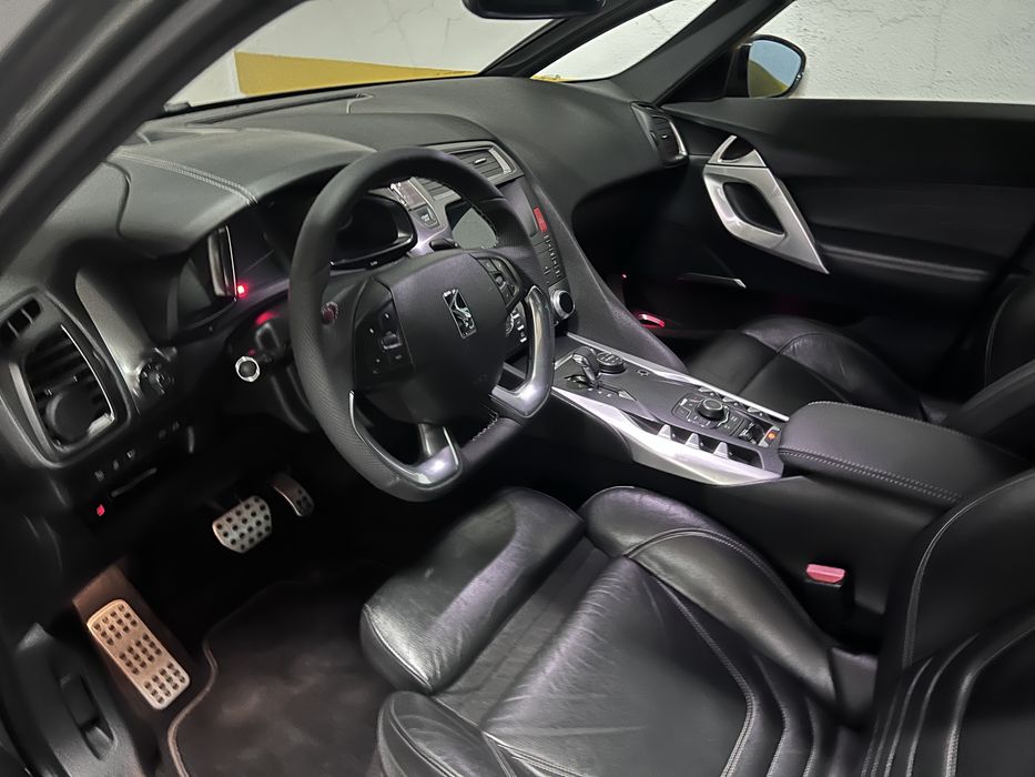 Citroen DS5 para peças