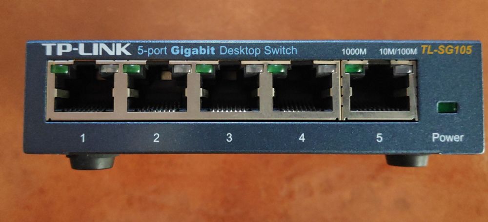TP-Link Network Switch64586274257921123