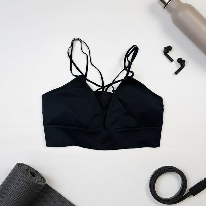 Biustonosz sportowy wypełnienie S 36 czarny