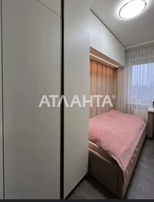 Продаж 2 поверхового будинку