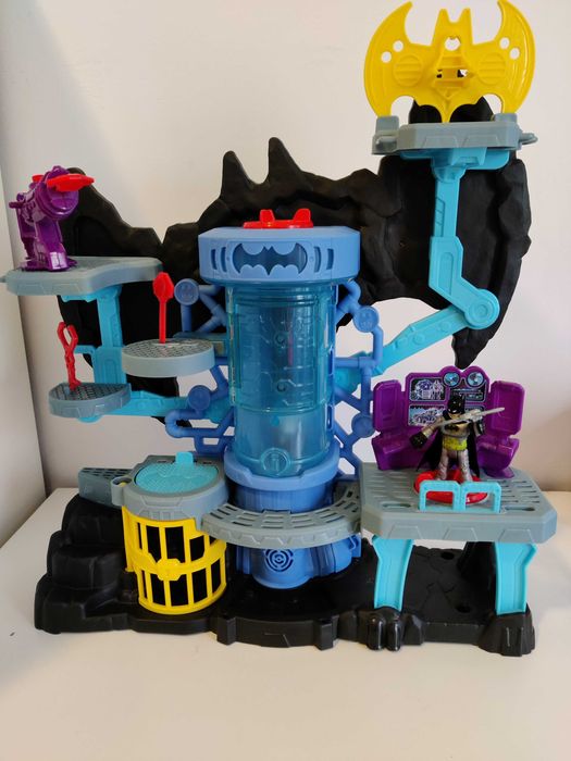 Batman - Batcaverna Bat-Tech