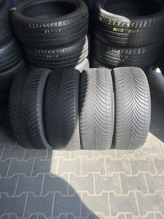 *Komplet opon 225/45/18 kumho