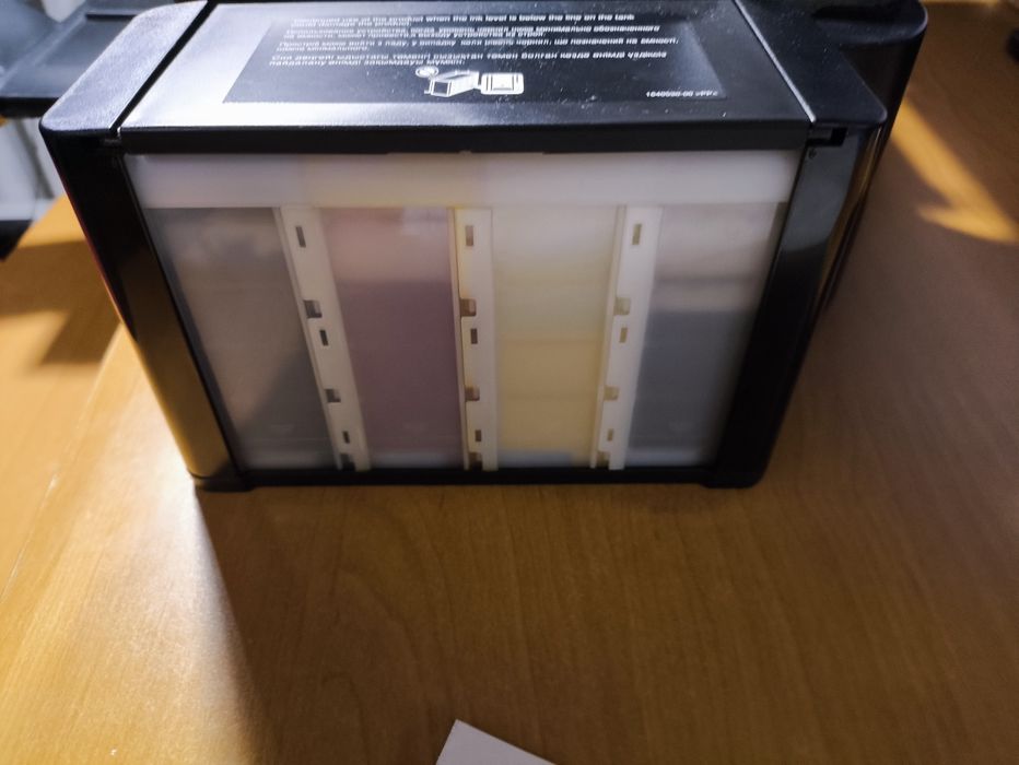 Продам epson L 132 на запчасти