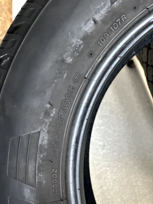 215/65 R16C Bridgestone Guravis
