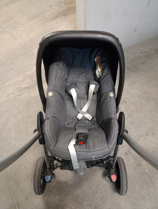 Carrinho + 2 ovos + isofix bebe confort