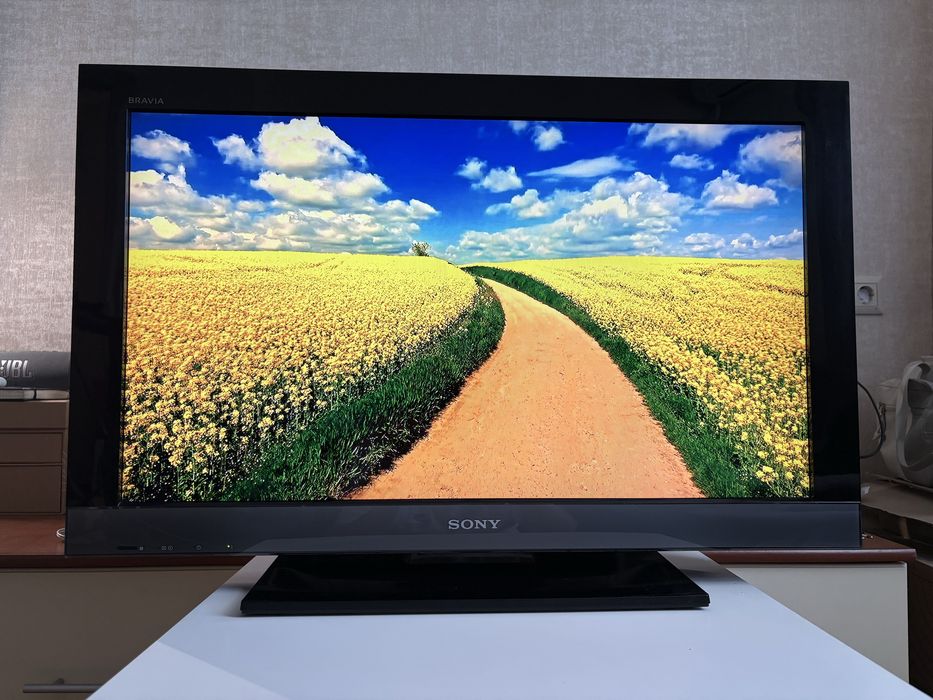 sony bravia 32 - купить теле- и видеотехнику Киев - Цена на OLX.ua