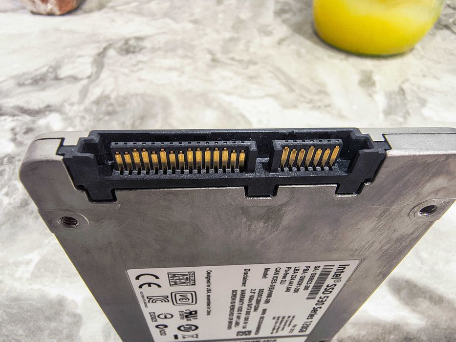 SSD диск Intel 530 Series 120GB 2.5" SATA 6Gb/s MLC NAND накопитель