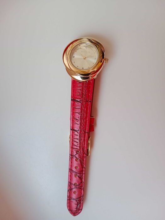 Zegarek Avon (nowy)