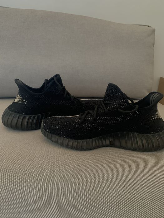 Yeezy Boost 350 Black