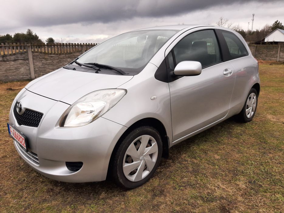 Toyota Yaris 1.3 benzyna sprowadzona faktura super stan