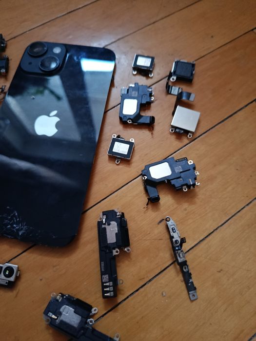 Iphone 14 по запчастинам