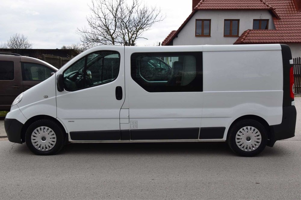 Opel Vivaro 2.0 DTI 115KM Euro.5 Holenderka Long Klima 6-os Trafic
